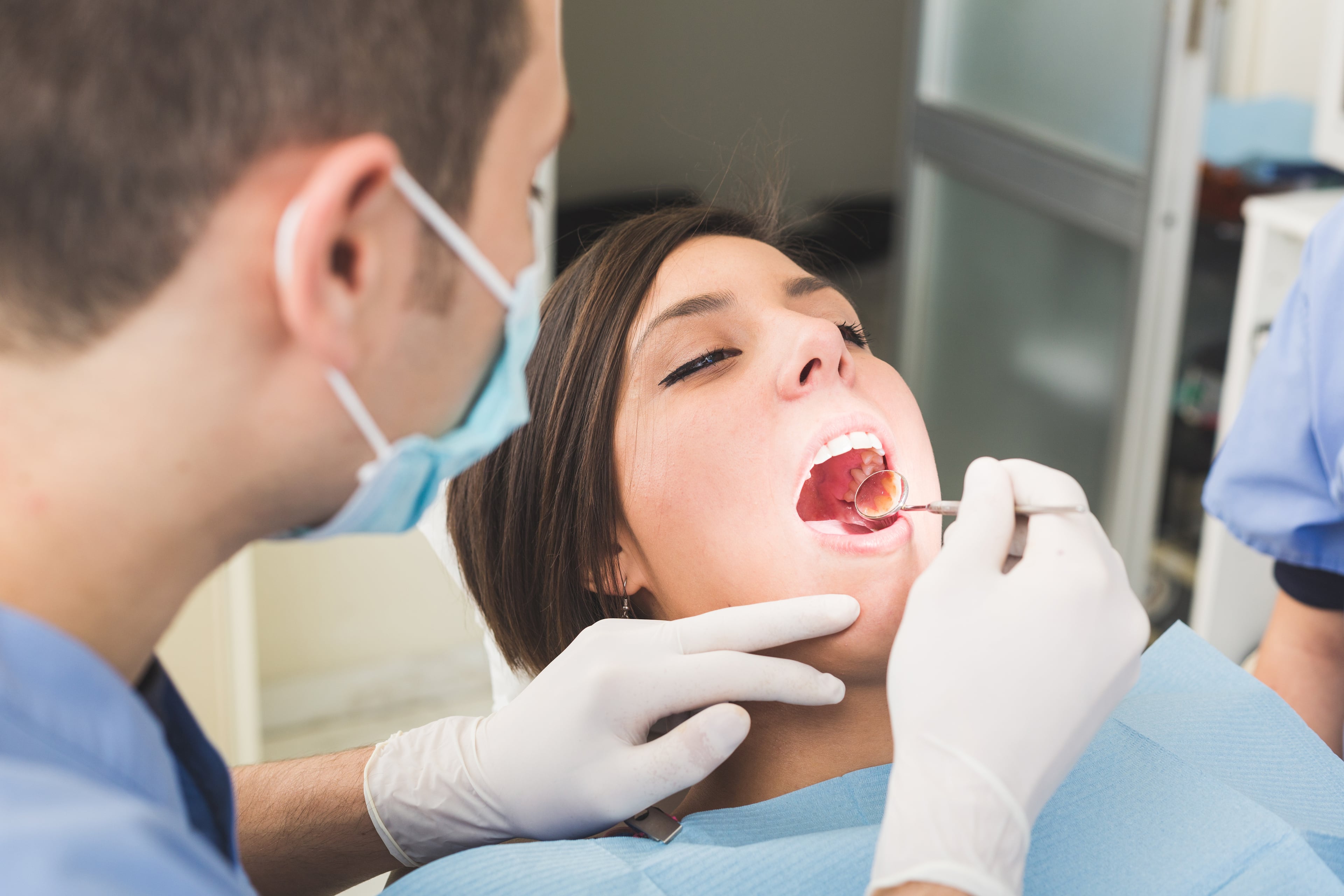 Оценка состояния полости рта. Осмотр стоматолога.